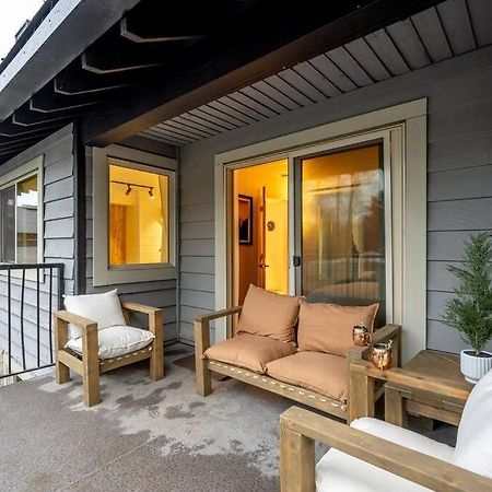 Powder & Pines Luxury Suite Whistler Exterior foto
