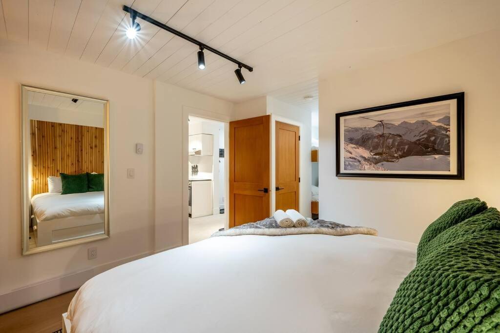 Powder & Pines Luxury Suite Whistler Exterior foto